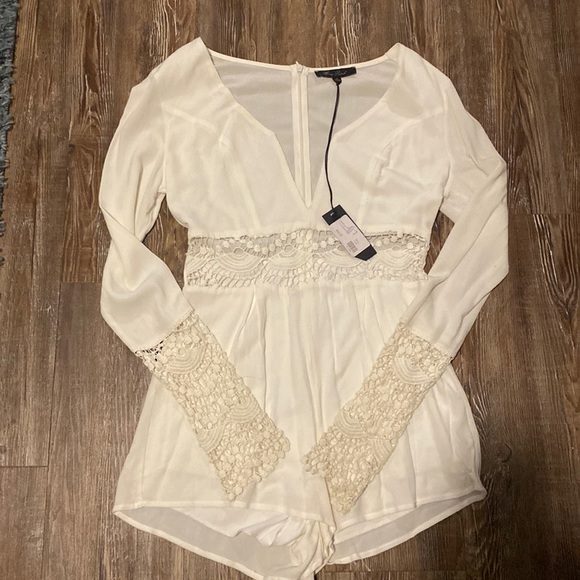 Dresses & Skirts - Long Sleeve Romper